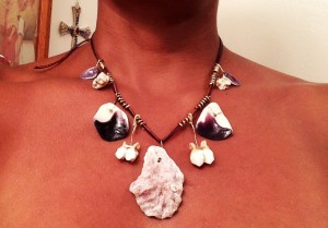 17 shell wampum and deer tooth necklace