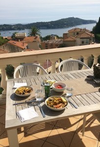 paella on table small